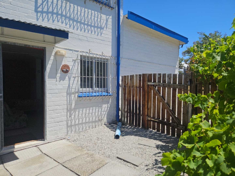 4 Bedroom Property for Sale in Pearly Beach Western Cape